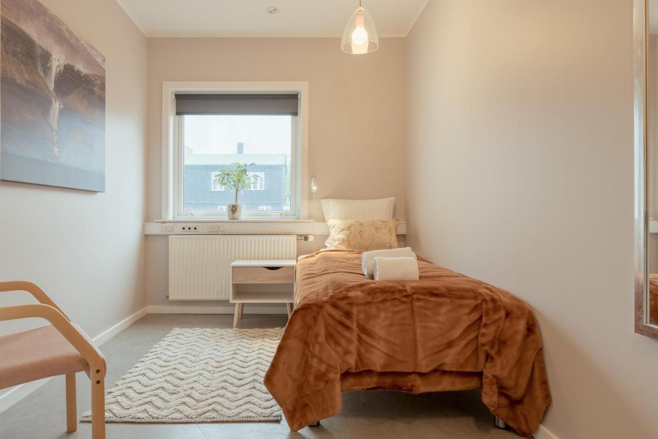 Torsgota Guesthouse - In The Heart Of Torshavn Exterior photo
